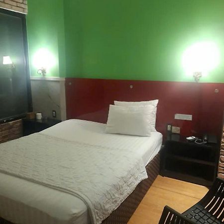 Gia Huyen Hotel TP. Hồ Chí Minh Ngoại thất bức ảnh